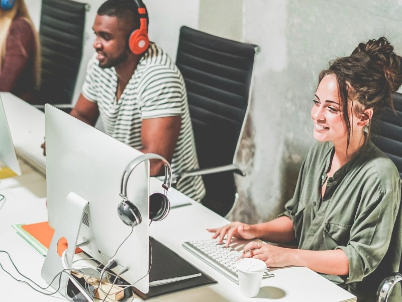 Transformação Digital para Pequenas Empresas: O Papel dos Coworkings na Modernização de Processos